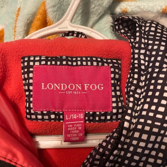 Girls London Fog Puffer Coat - Picture 1 of 13